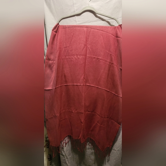 Accessories - Light scarf